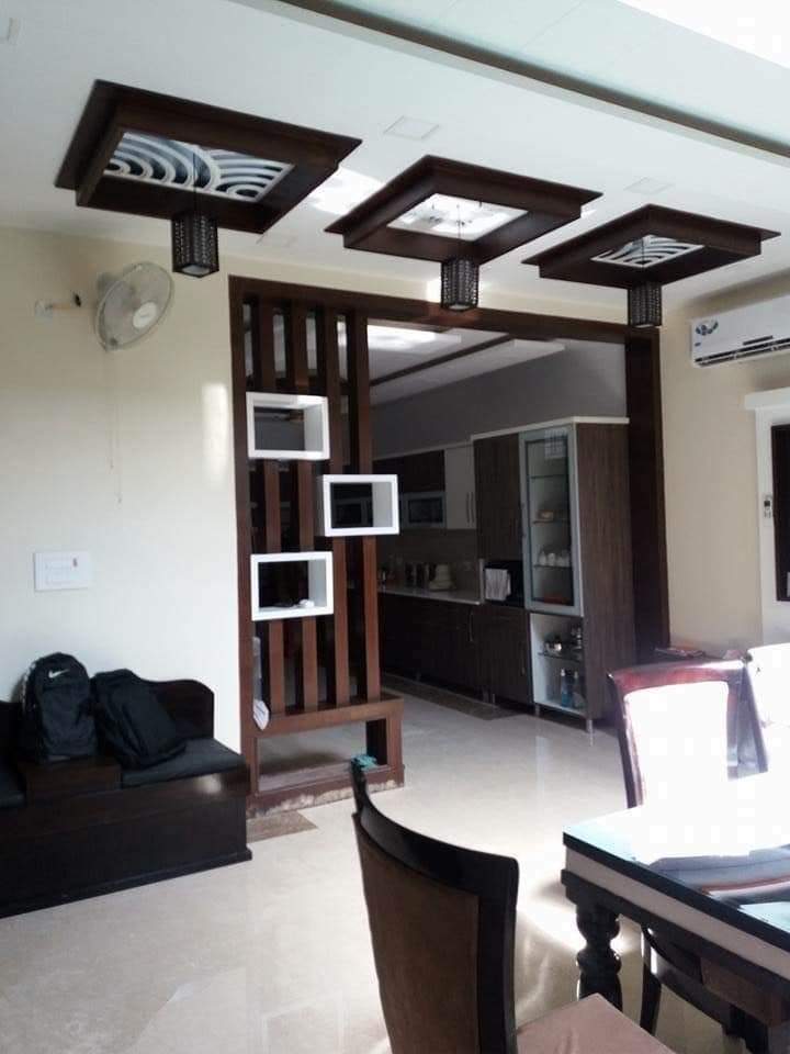 Entrance Paneling and Display 15/17