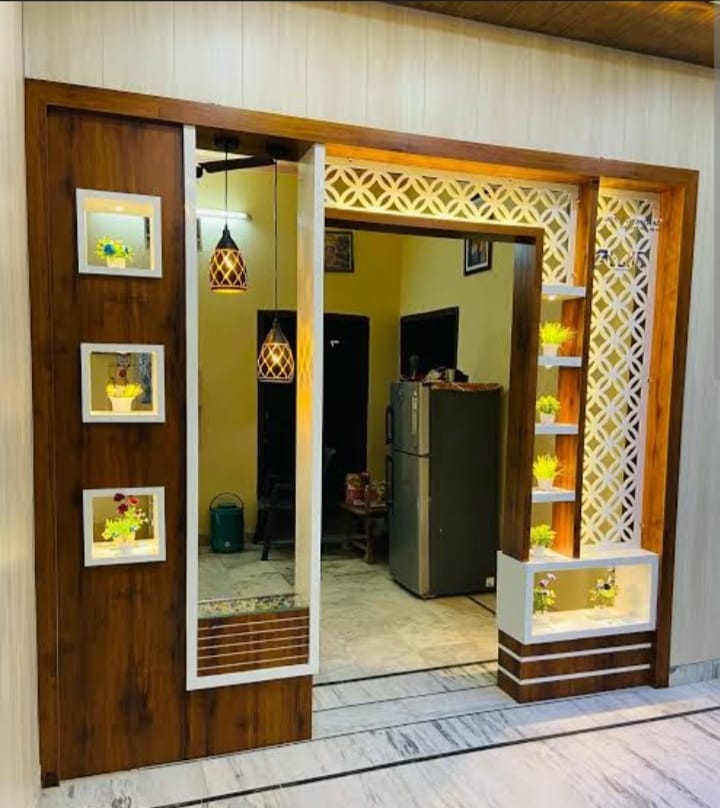 Entrance Paneling and Display 17/17
