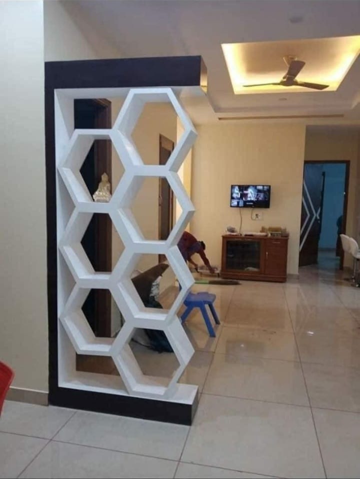 Entrance Paneling and Display 6/17
