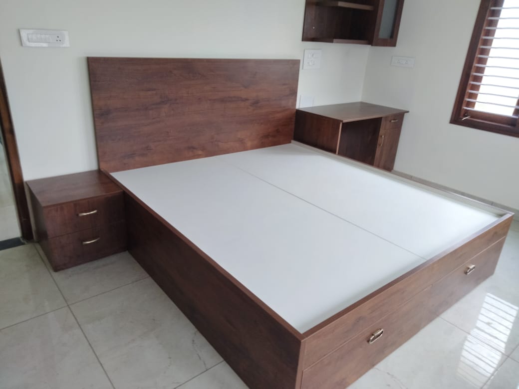 King size Storage cot 5/14