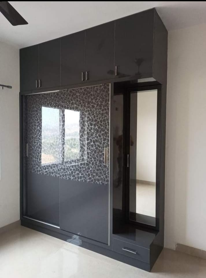 Swing Doors wardrobe 9/13